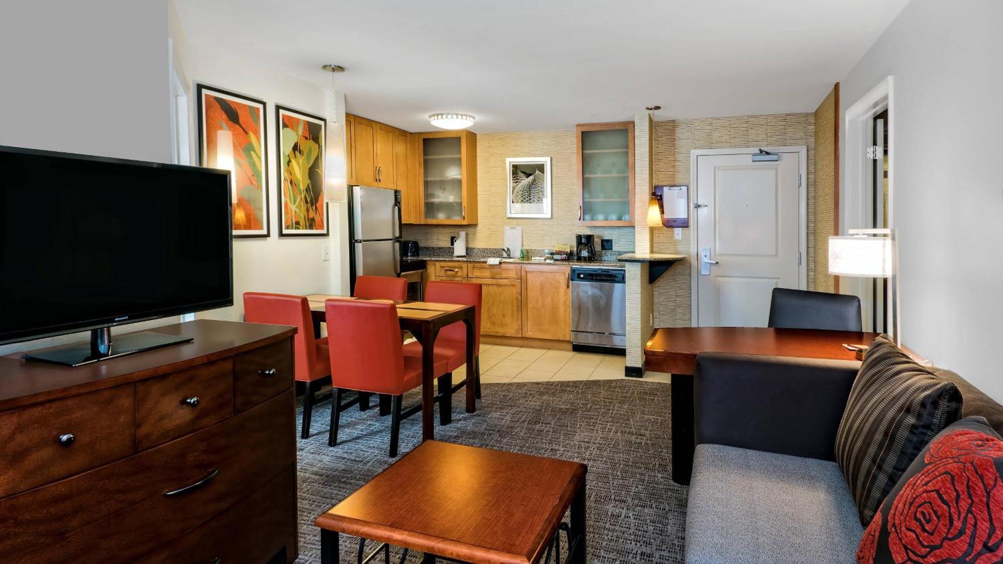 Residence Inn By Marriott San Antonio Seaworld / Lackland Екстериор снимка