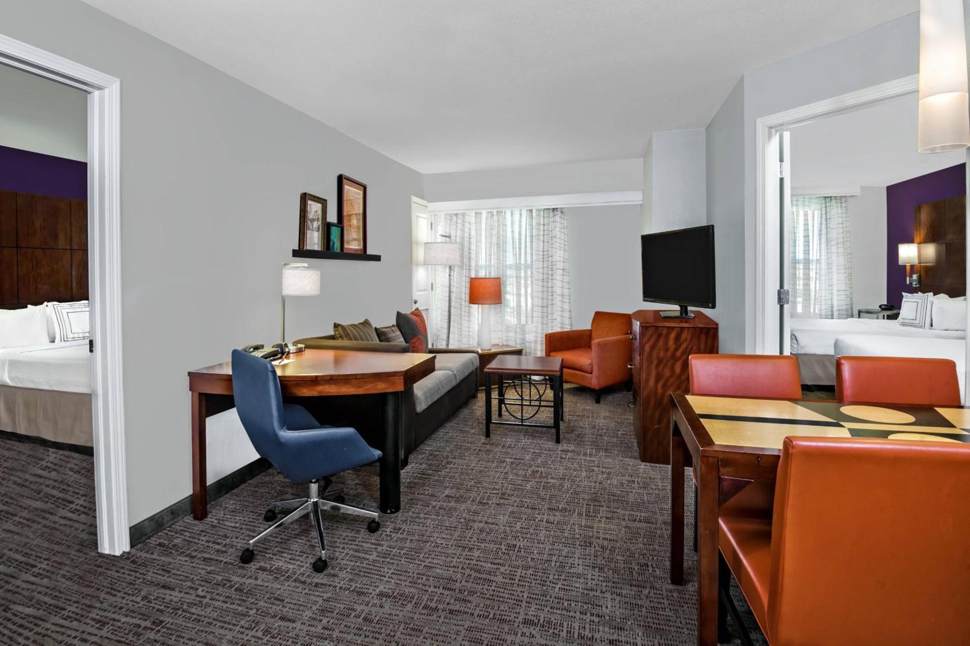 Residence Inn By Marriott San Antonio Seaworld / Lackland Екстериор снимка