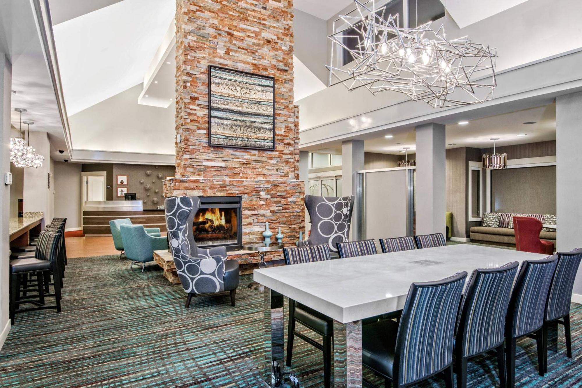 Residence Inn By Marriott San Antonio Seaworld / Lackland Екстериор снимка